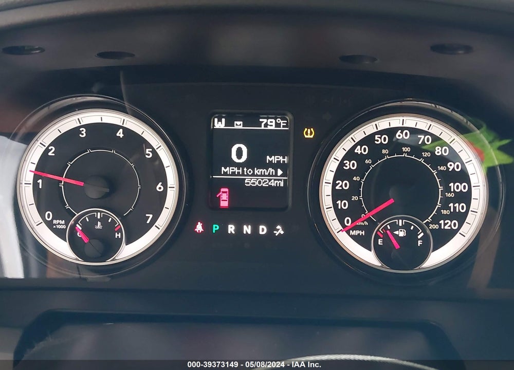 2019 RAM 1500 CLASSIC TRADESMAN 4X2 5'7 BOX VIN: 1C6RR6KT8KS589093