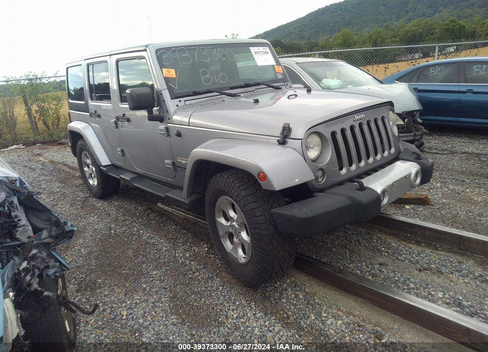 2015 JEEP WRANGLER UNLIMITED SAHARA VIN: 1C4BJWEG0FL506787