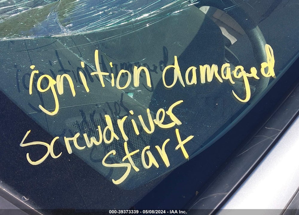 2015 HYUNDAI SONATA SE VIN: 5NPE24AF9FH040521