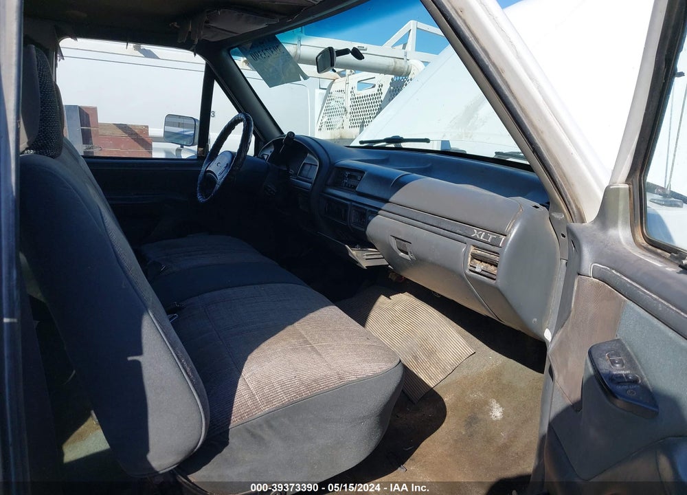 1992 FORD F350 VIN: 2FTJW35M4NCA08117