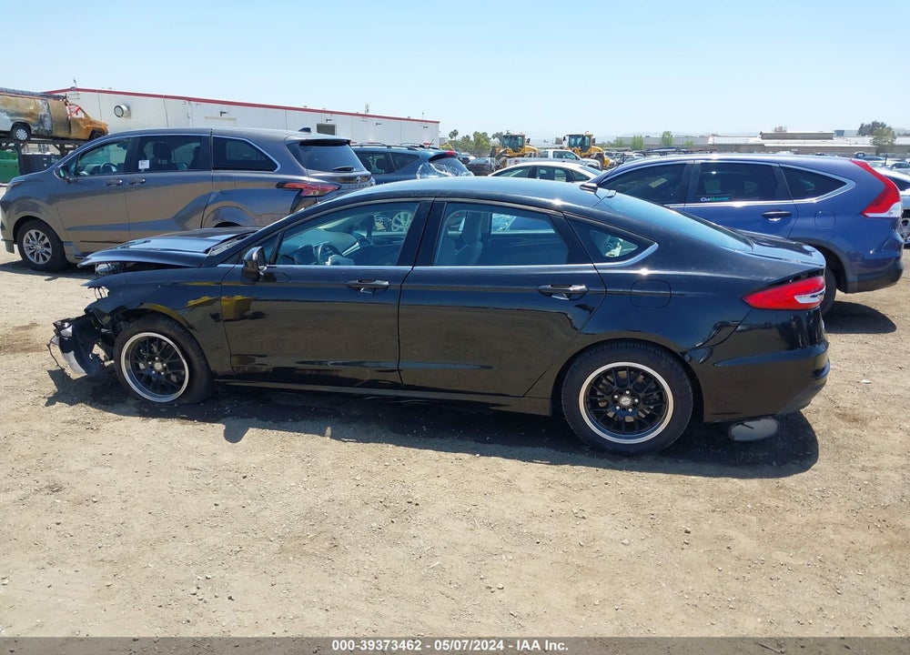 2019 FORD FUSION S VIN: 3FA6P0G79KR232484