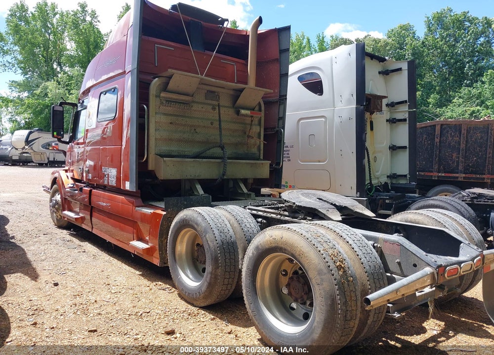 2015 VOLVO VN VNL VIN: 4V4NC9EH3FN916140