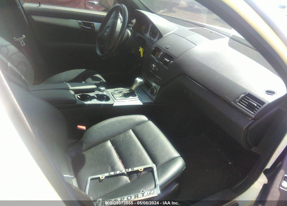 2008 MERCEDES-BENZ C 300 LUXURY/SPORT VIN: WDDGF54X78F062429
