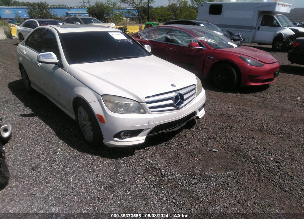 2008 MERCEDES-BENZ C 300 LUXURY/SPORT VIN: WDDGF54X78F062429