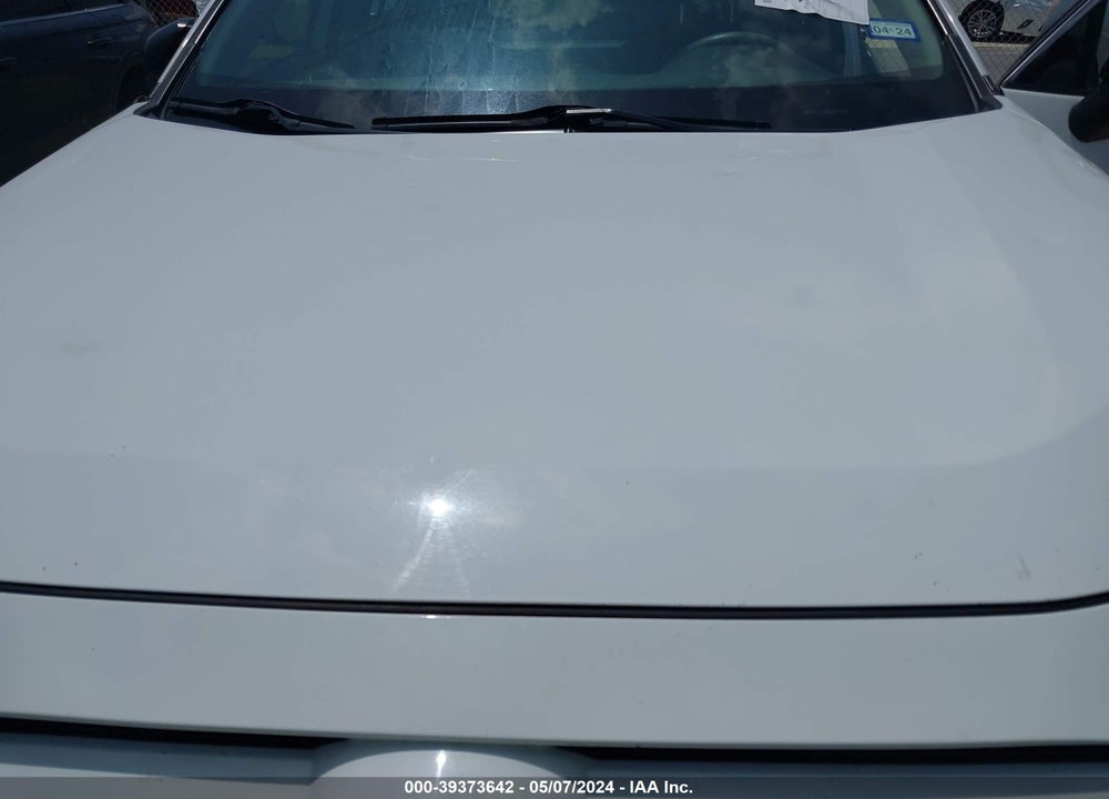 2019 TOYOTA RAV4 LE VIN: JTMH1RFV3KJ009876