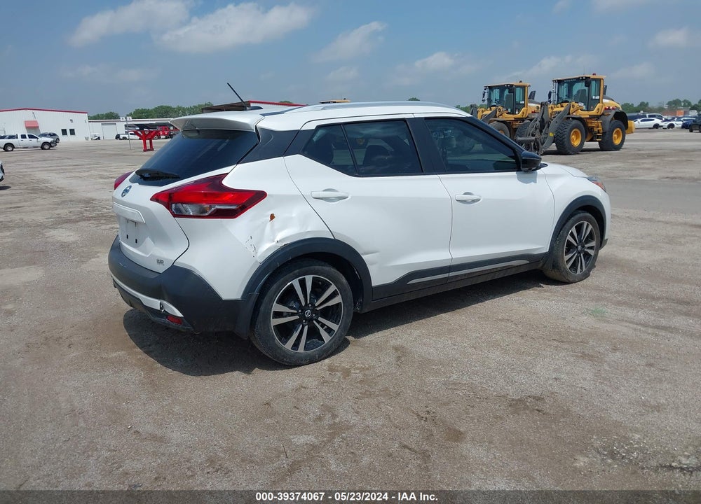 2019 NISSAN KICKS SR VIN: 3N1CP5CU2KL497467