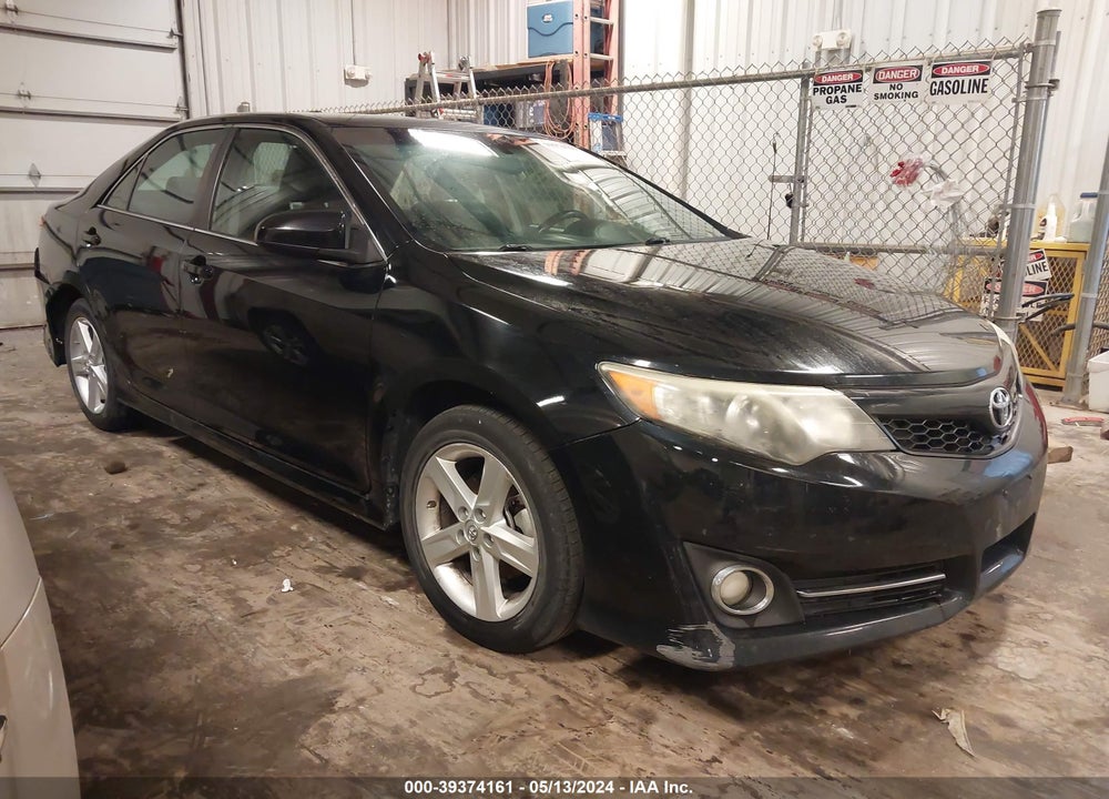 2014 TOYOTA CAMRY SE VIN: 4T1BF1FK7EU399636