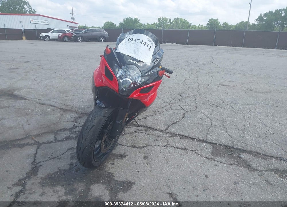 2006 SUZUKI GSX-R600 K6 VIN: JS1GN7DA162112373