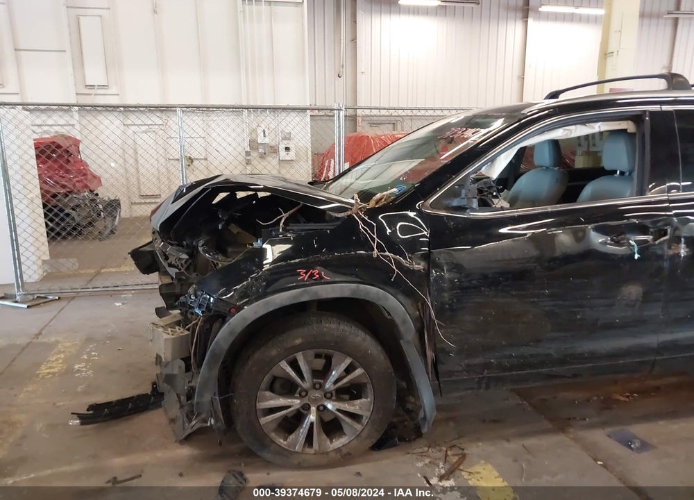2015 TOYOTA HIGHLANDER XLE V6 VIN: 5TDJKRFH3FS103371