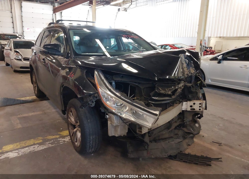 2015 TOYOTA HIGHLANDER XLE V6 VIN: 5TDJKRFH3FS103371