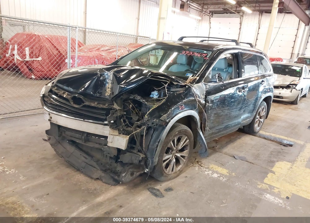 2015 TOYOTA HIGHLANDER XLE V6 VIN: 5TDJKRFH3FS103371