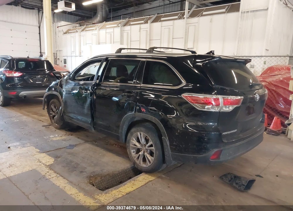 2015 TOYOTA HIGHLANDER XLE V6 VIN: 5TDJKRFH3FS103371