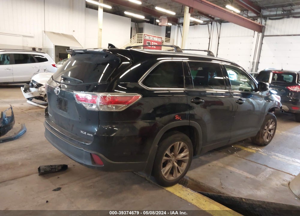 2015 TOYOTA HIGHLANDER XLE V6 VIN: 5TDJKRFH3FS103371