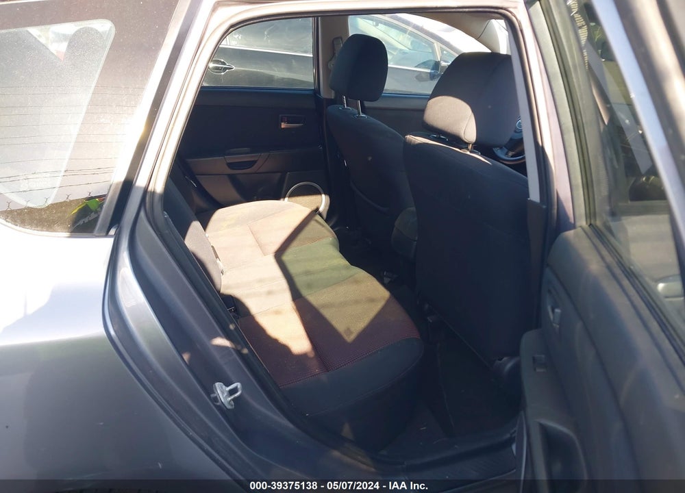 2005 MAZDA 3 S VIN: JM1BK143X51345695