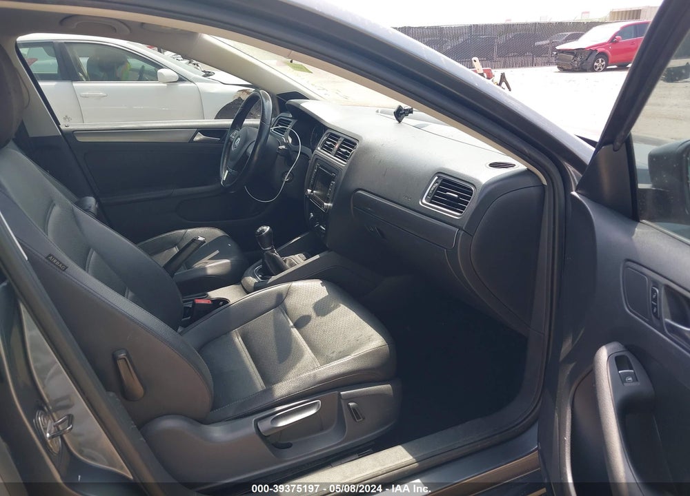 2013 VOLKSWAGEN JETTA 2.0L TDI VIN: 3VW3L7AJXDM401172