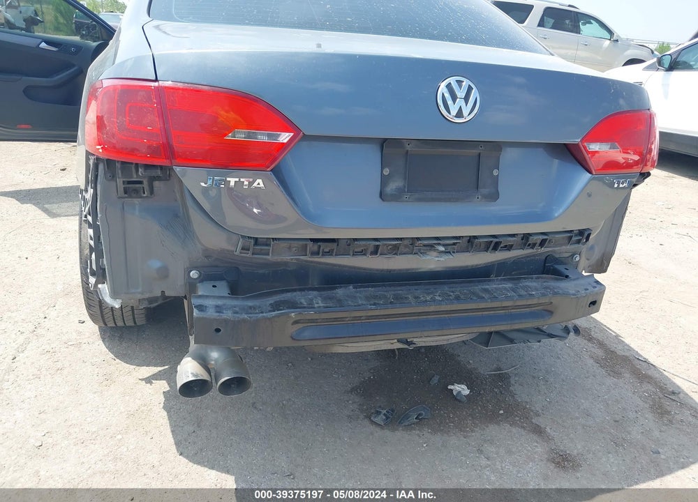 2013 VOLKSWAGEN JETTA 2.0L TDI VIN: 3VW3L7AJXDM401172