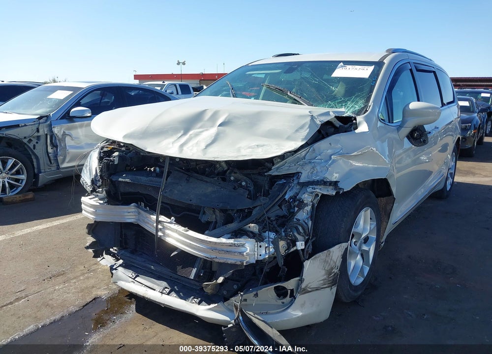 2017 CHRYSLER PACIFICA VIN: 2C4RC1EG0HR669235