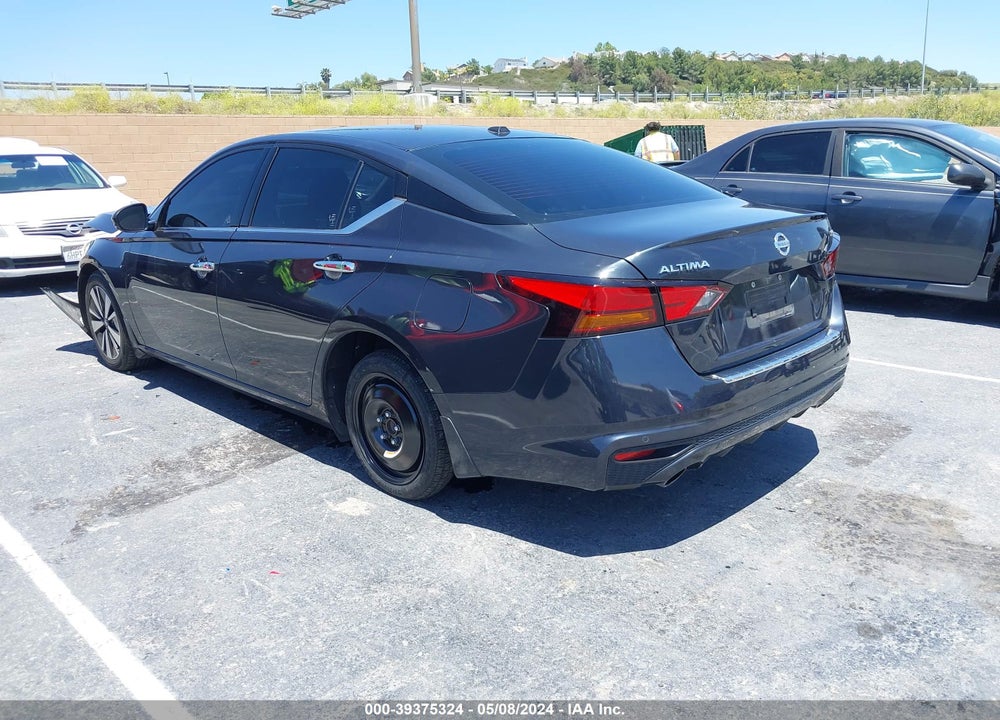 2022 NISSAN ALTIMA SL FWD VIN: 1N4BL4EV2NN416613