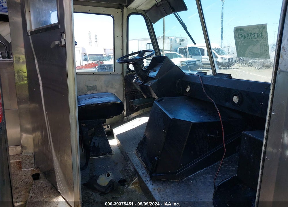 1993 GMC VALUE VAN P3500 VIN: 1GTKP32K9P3500123