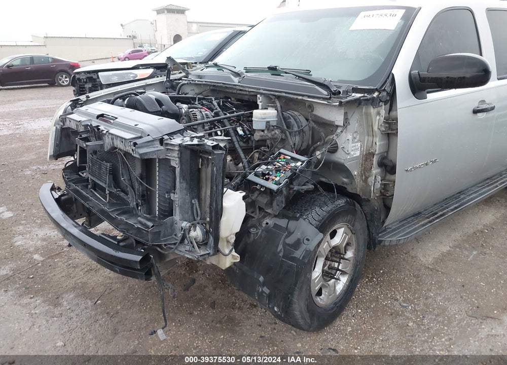 2010 GMC YUKON XL 1500 SLT VIN: 1GKUKKE35AR268893