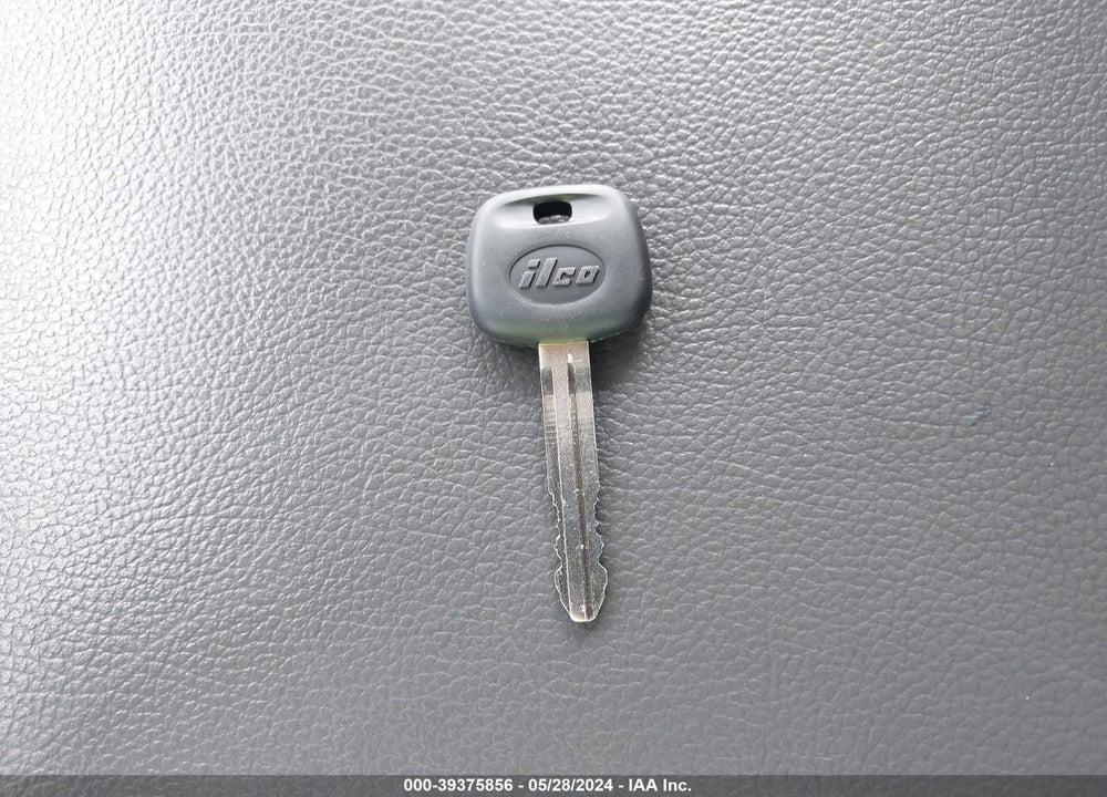 2007 SCION TC VIN: JTKDE177270194464