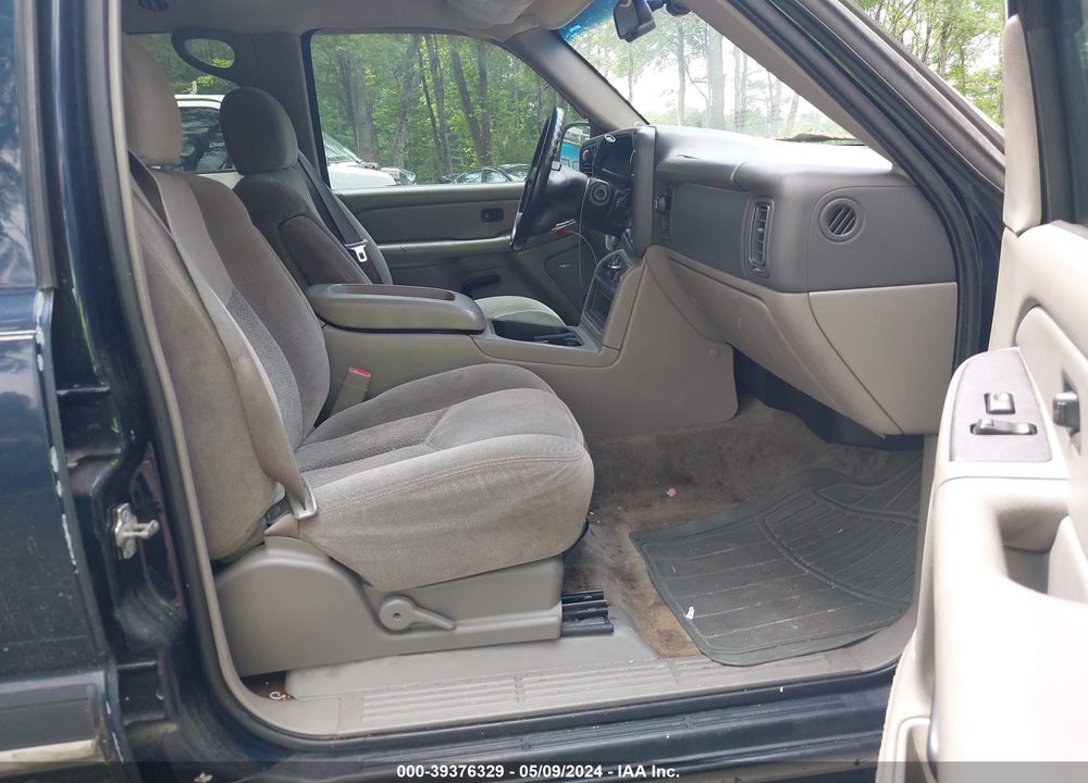2005 CHEVROLET TAHOE K1500 VIN: 1GNEK13T55J232243