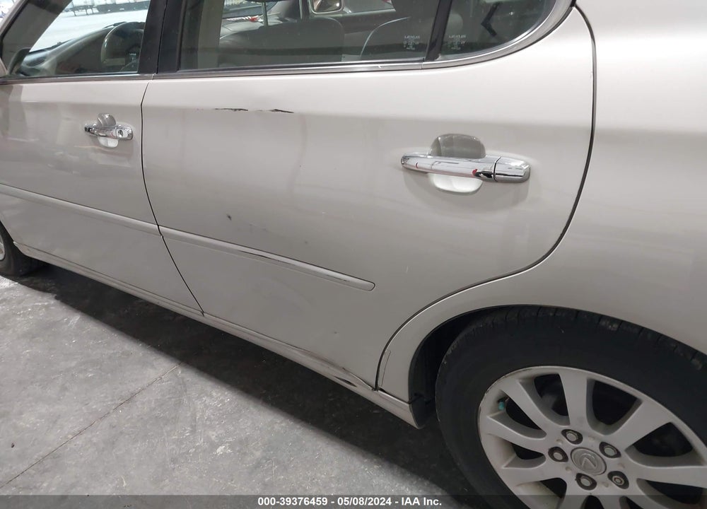 2002 LEXUS ES 300 VIN: JTHBF30G825008454