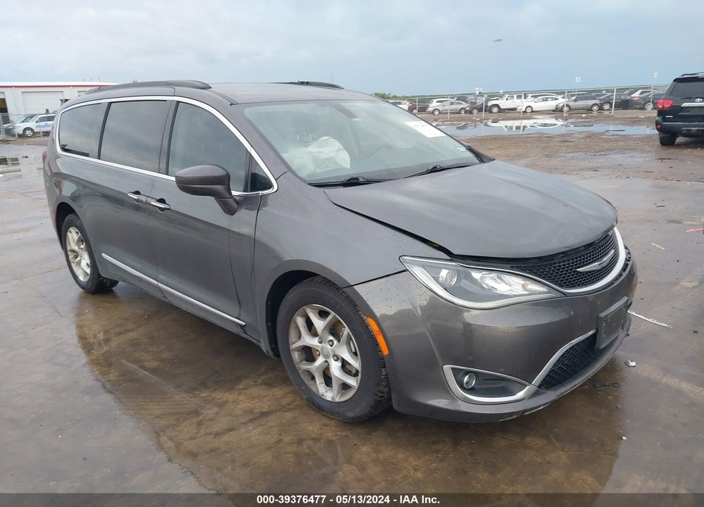 2017 CHRYSLER PACIFICA TOURING L VIN: 2C4RC1BG1HR515881