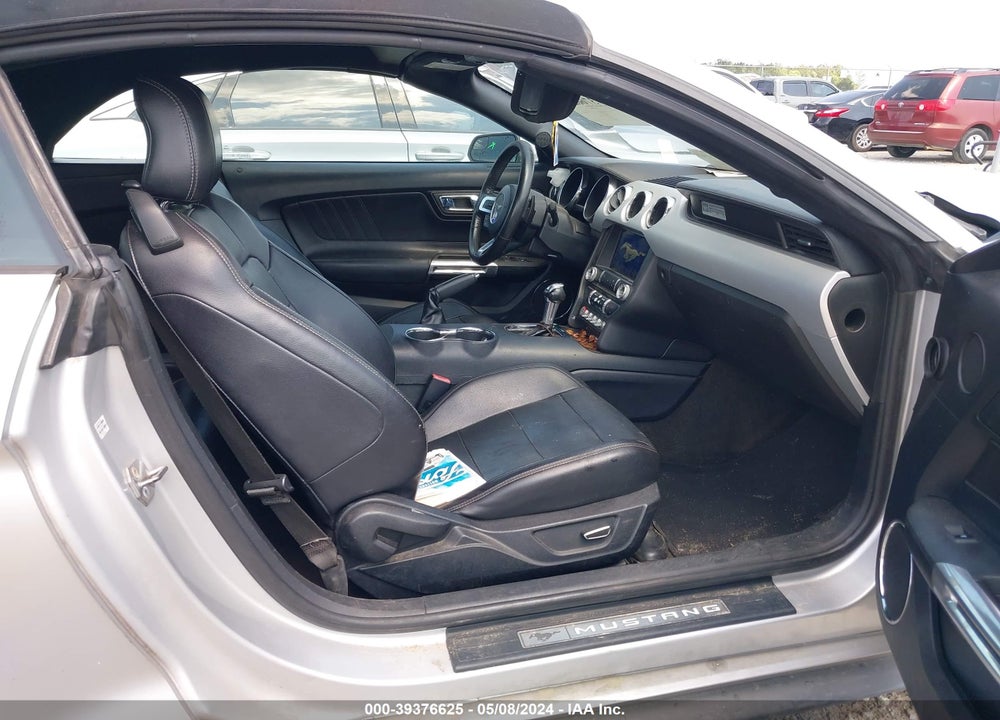 2017 FORD MUSTANG ECOBOOST PREMIUM VIN: 1FATP8UH6H5220433