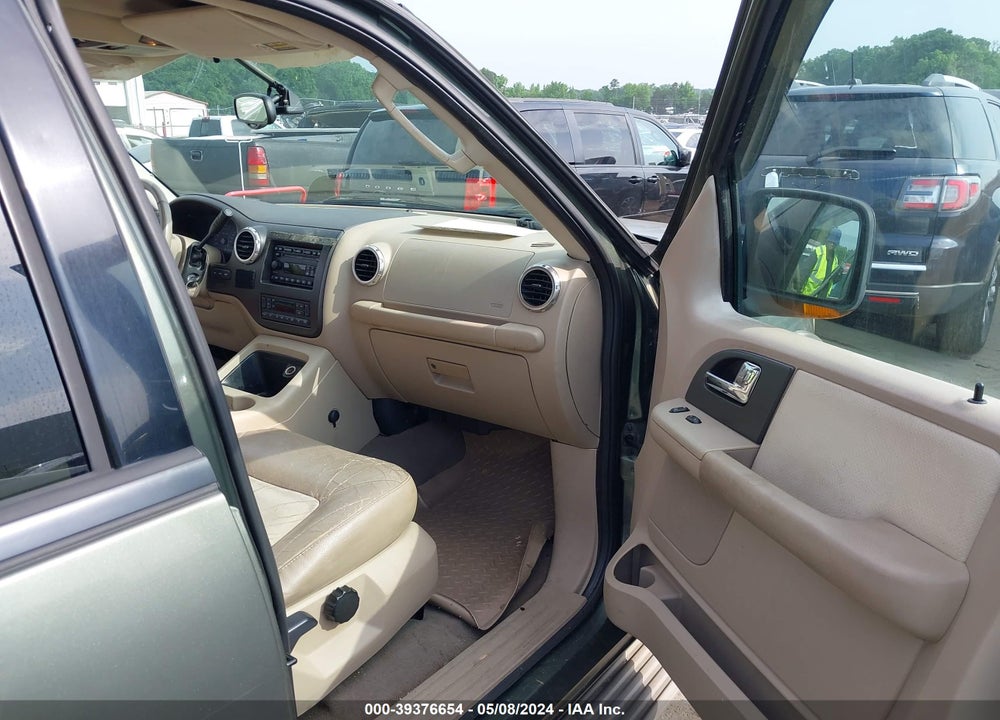 2004 FORD EXPEDITION EDDIE BAUER VIN: 1FMRU17W84LA15065