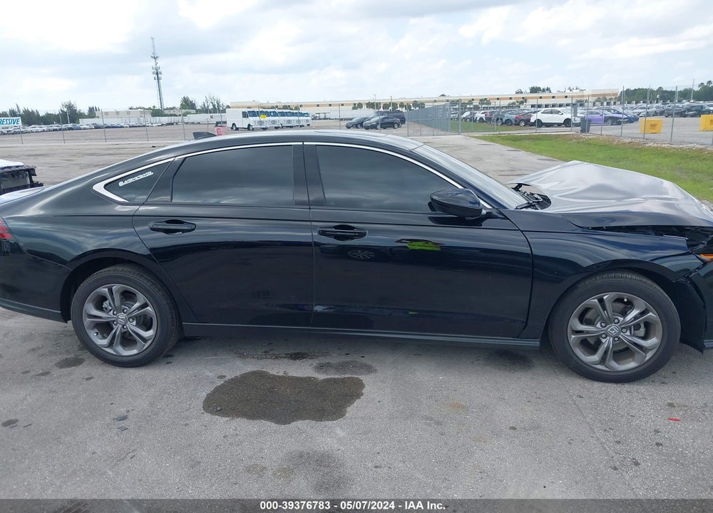 2024 HONDA ACCORD EX VIN: 1HGCY1F30RA037152