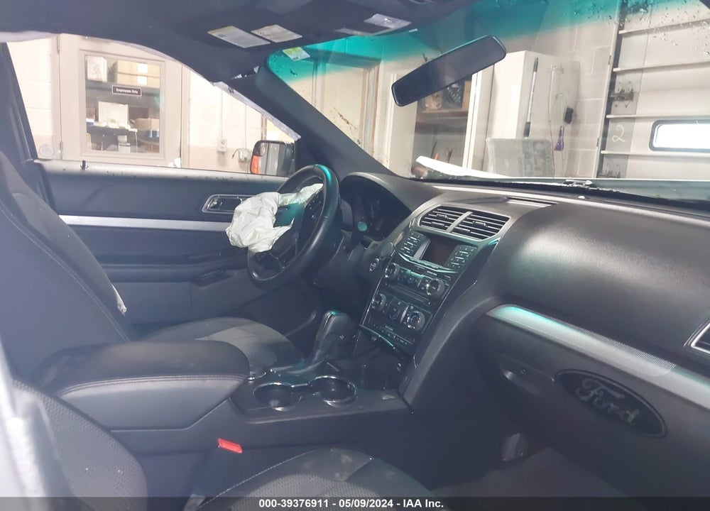 2016 FORD EXPLORER XLT VIN: 1FM5K8D88GGC23303