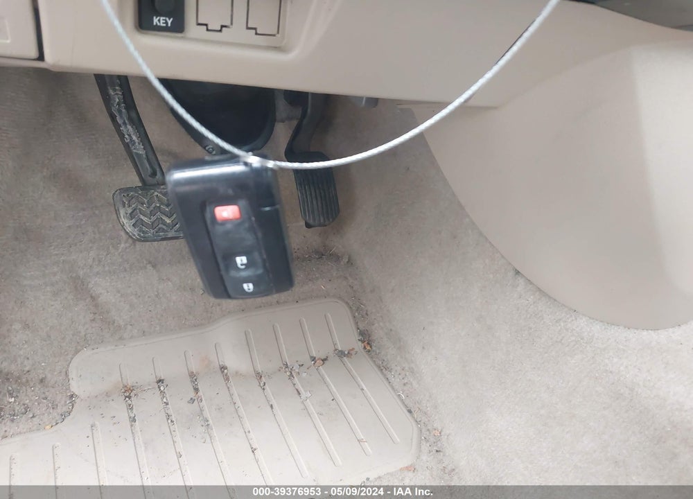 2005 TOYOTA PRIUS VIN: JTDKB20U150124531