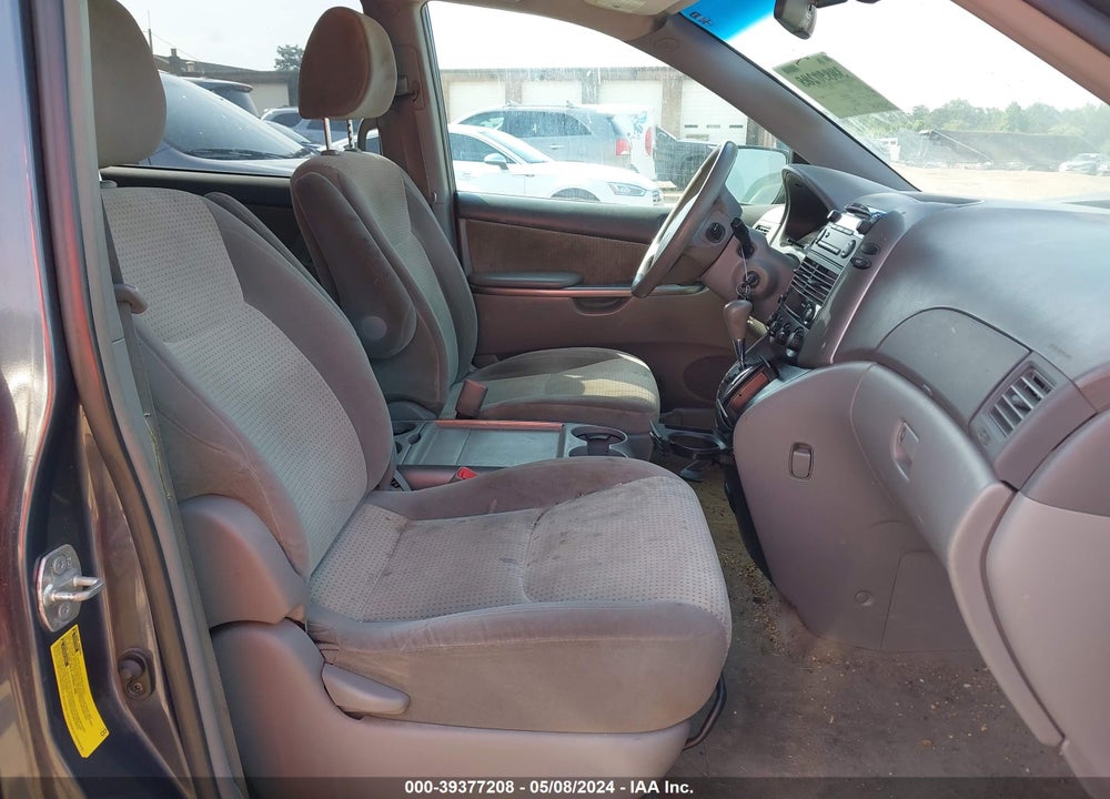 2010 TOYOTA SIENNA LE VIN: 5TDKK4CC9AS339273