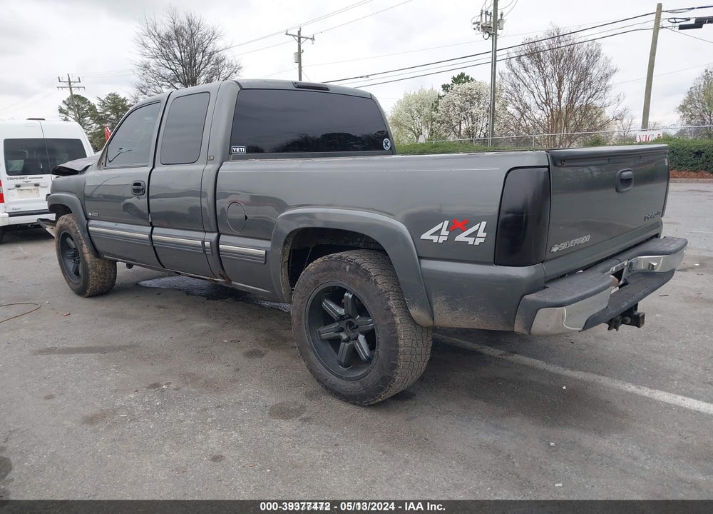 2001 CHEVROLET SILVERADO 1500 LS VIN: 1GCEK19T41E227196