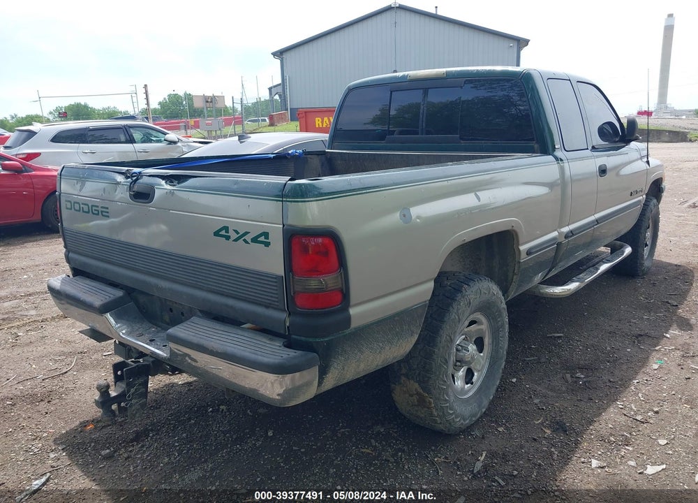 1998 DODGE RAM 1500 ST VIN: 1B7HF13ZXWJ162559