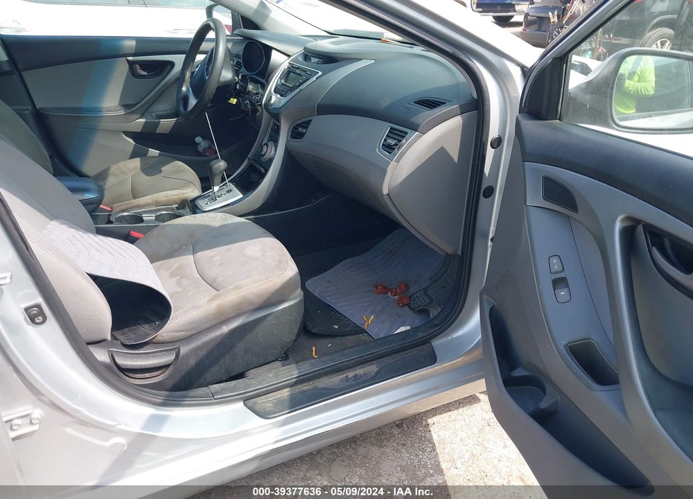 2012 HYUNDAI ELANTRA GLS VIN: 5NPDH4AE7CH074616