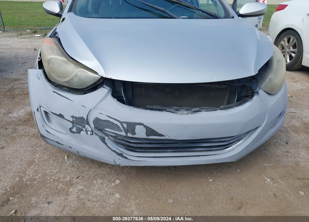 2012 HYUNDAI ELANTRA GLS VIN: 5NPDH4AE7CH074616