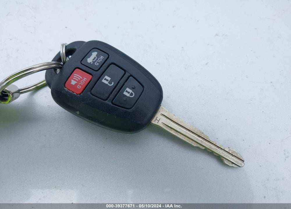 2014 TOYOTA COROLLA S PLUS VIN: 5YFBURHE2EP000483