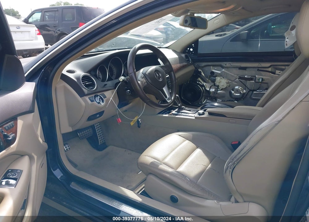 2015 MERCEDES-BENZ C 350 SPORT 4MATIC VIN: WDDGJ8JB8FG370161