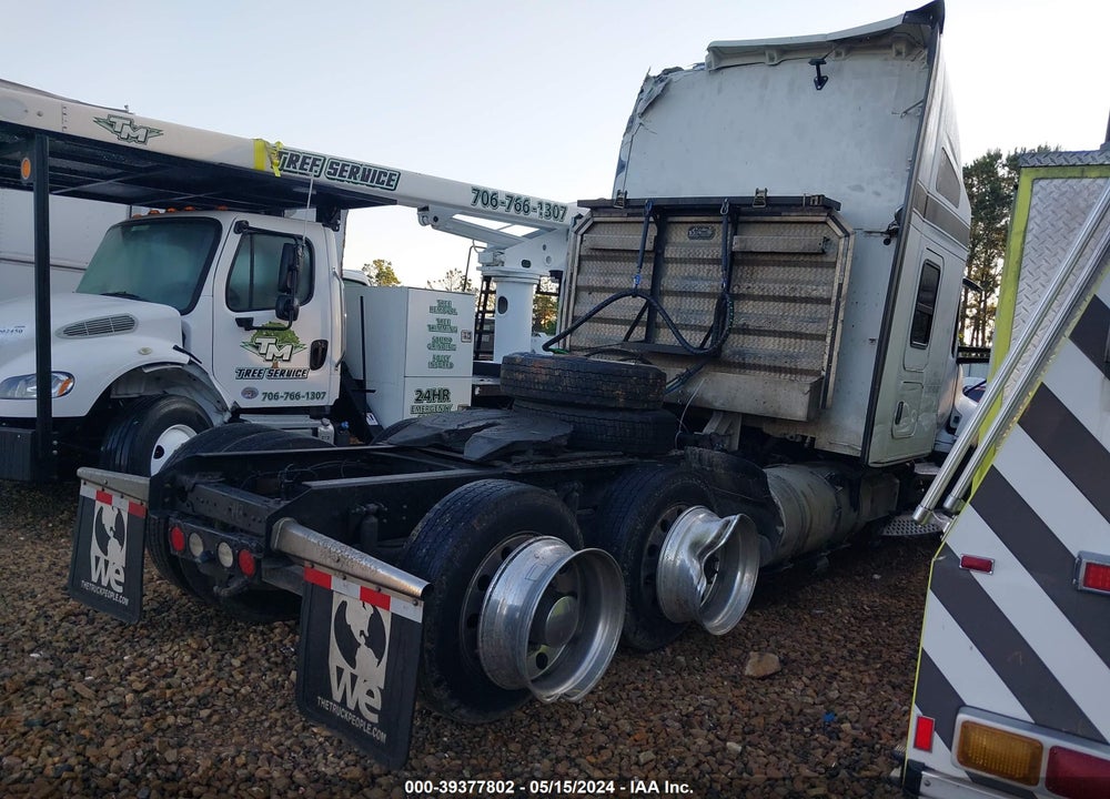 2020 KENWORTH T680 VIN: 1XKYDP9X8LJ312943