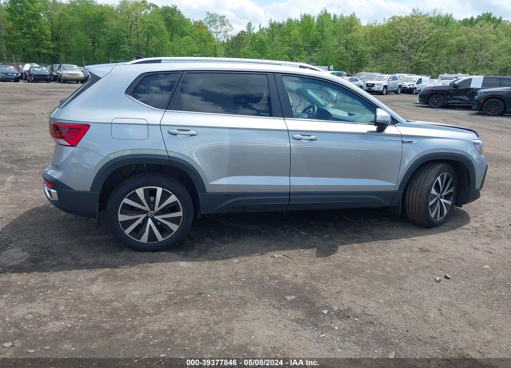 2022 VOLKSWAGEN TAOS VIN: 3VVLX7B27NM090222