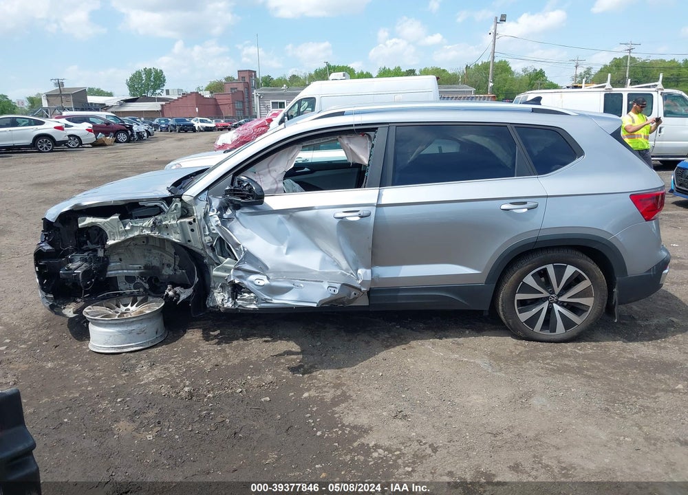 2022 VOLKSWAGEN TAOS VIN: 3VVLX7B27NM090222