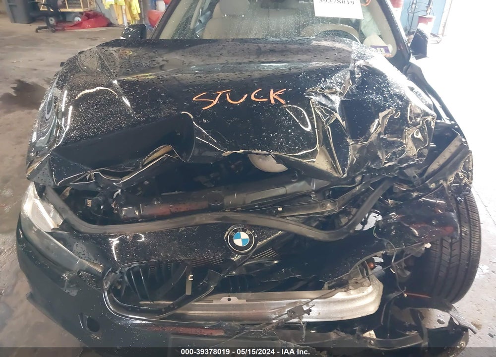 2017 BMW 320I XDRIVE VIN: WBA8E5G55HNU42223