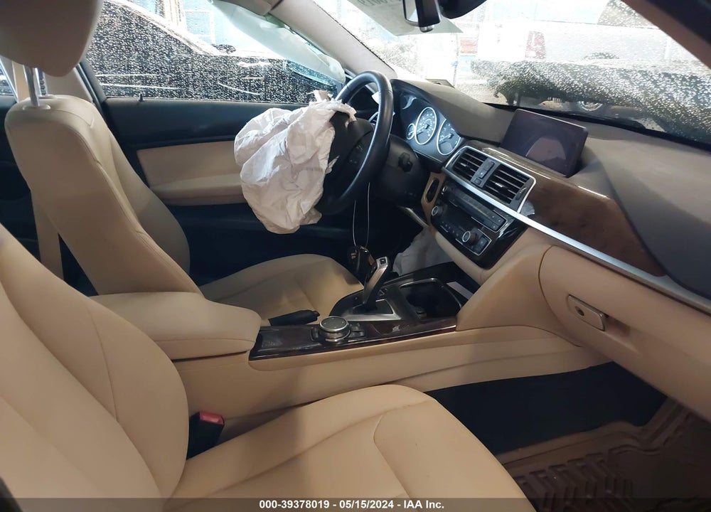 2017 BMW 320I XDRIVE VIN: WBA8E5G55HNU42223