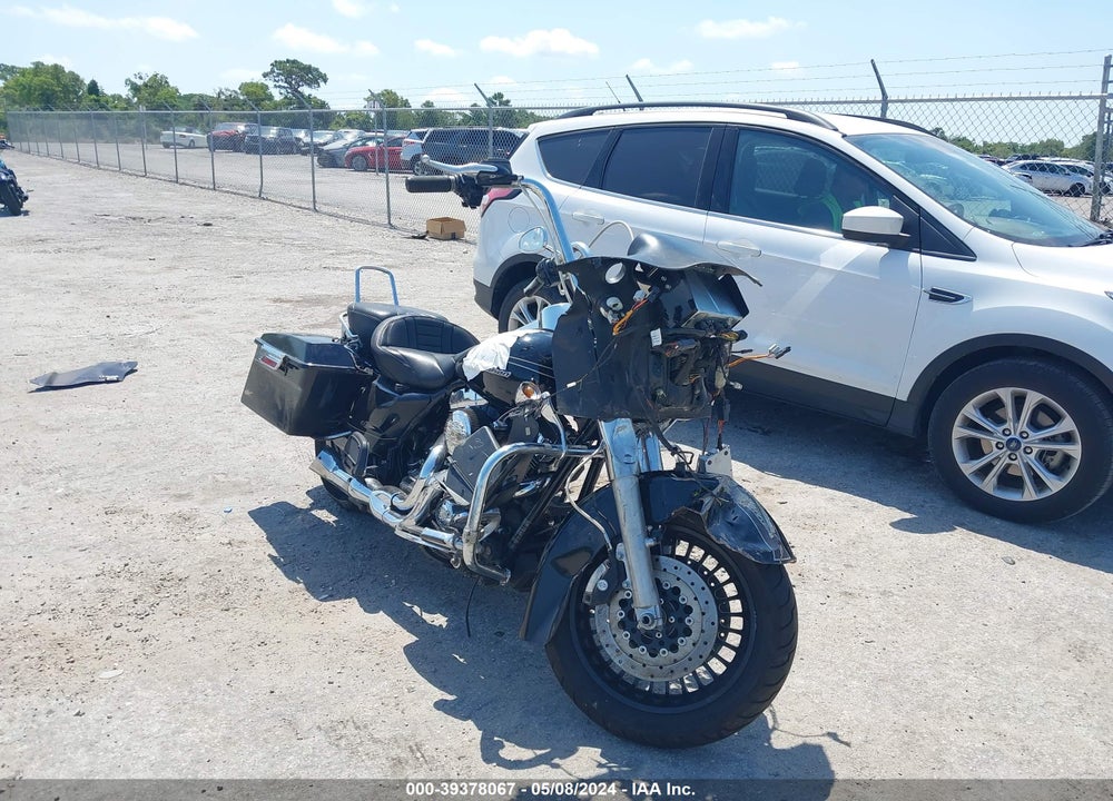 2013 HARLEY-DAVIDSON FLTRU ROAD GLIDE ULTRA VIN: 1HD1KGM19DB659732