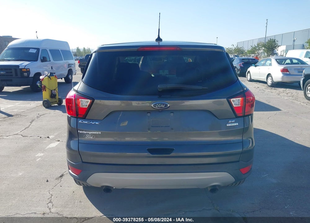 2019 FORD ESCAPE SE VIN: 1FMCU0GD2KUA06304