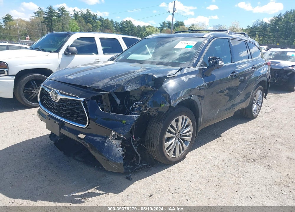 2023 TOYOTA HIGHLANDER PLATINUM VIN: 5TDKDRBH9PS519432