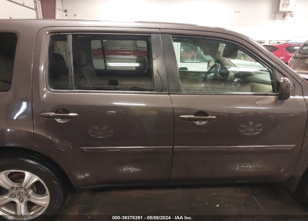 2013 HONDA PILOT EX VIN: 5FNYF4H45DB071539