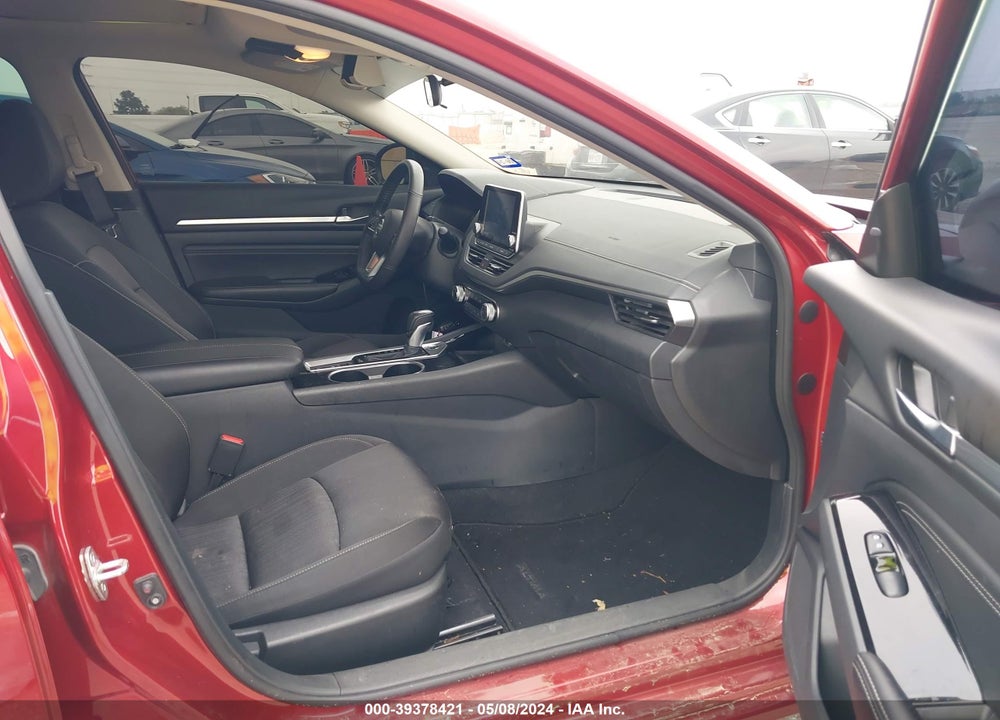2022 NISSAN ALTIMA SV FWD VIN: 1N4BL4DV4NN392686